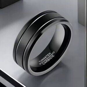 Men’s 8mm Black Tungsten Carbide Wedding Band – Comfort Fit Ring Size 11